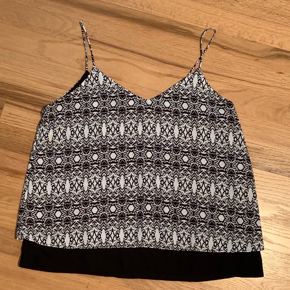 Black and white printed tank top